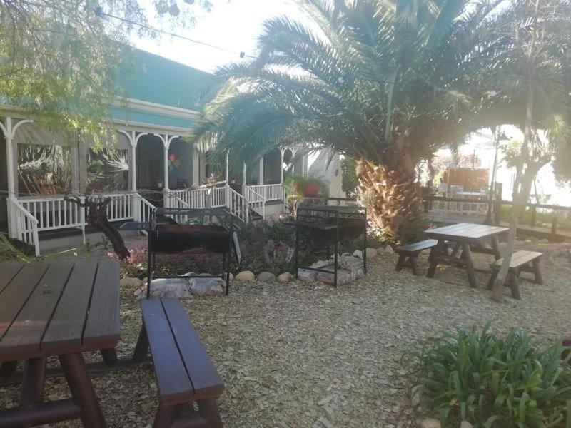 Housemartin & Self Catering Lodge